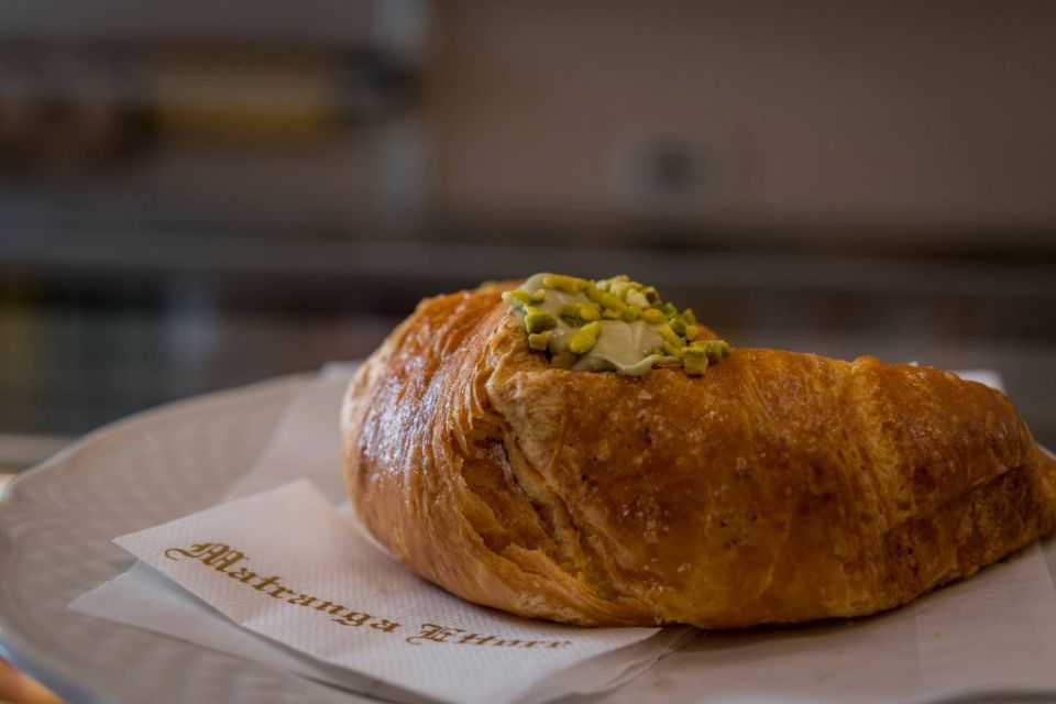 Cornetti artigianali farciti al pistacchio