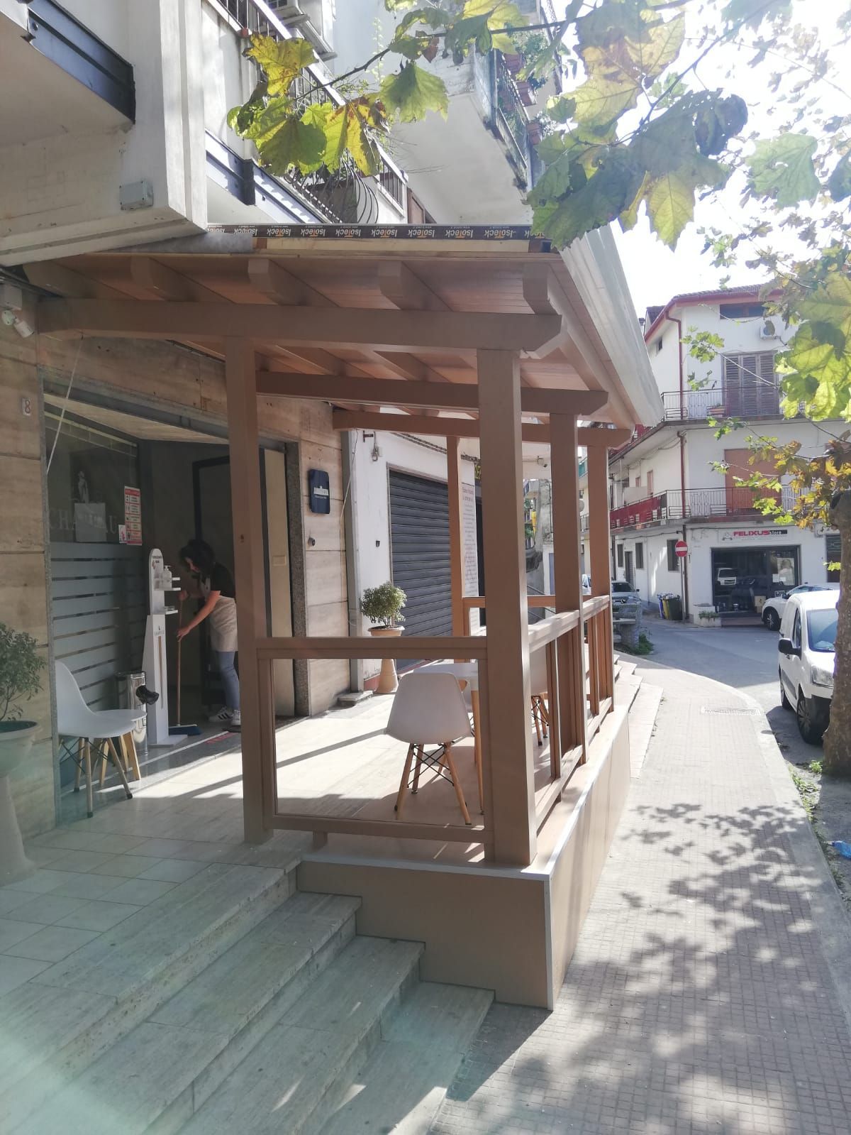 gazebo in legno lamellare