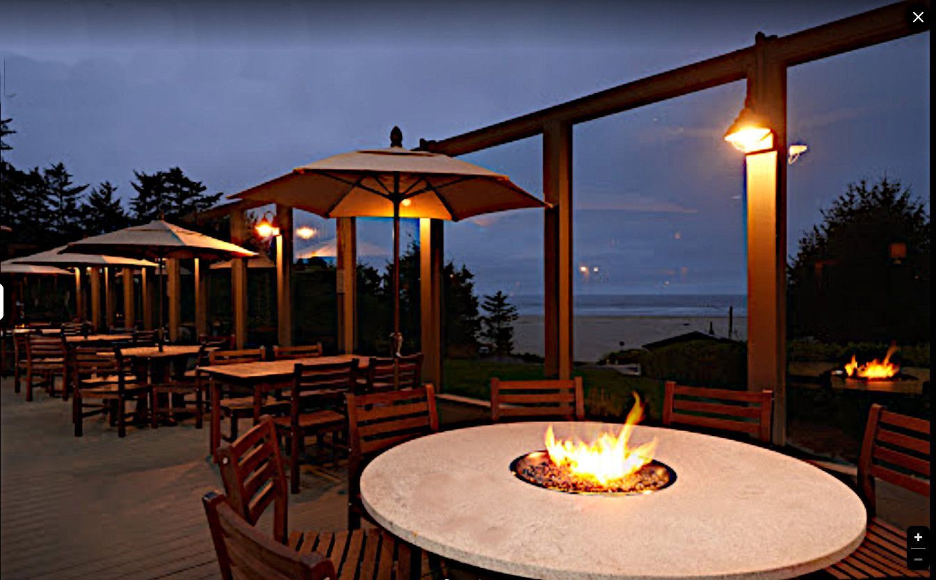 restaurant-table-with-fire