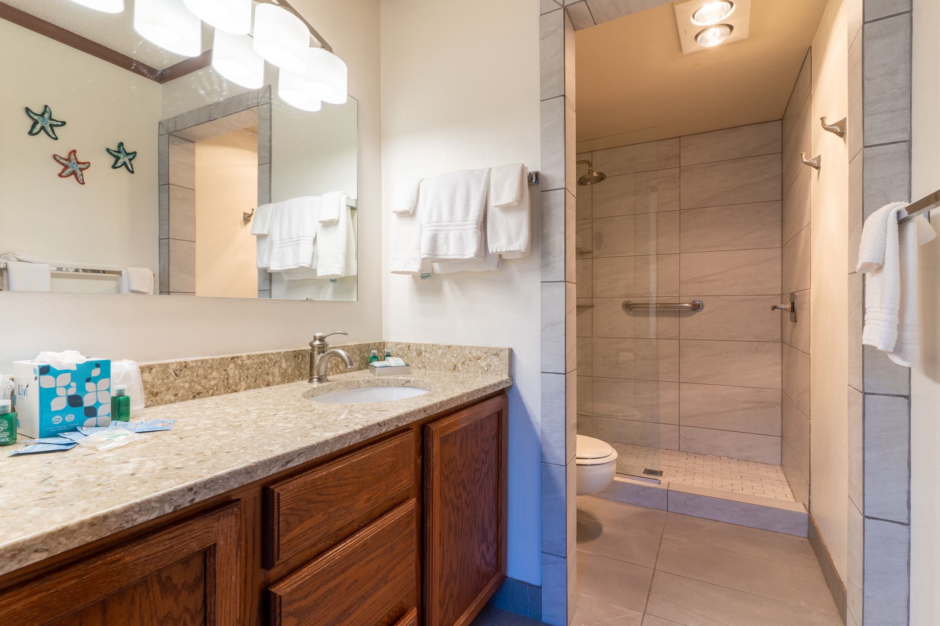 ocean-view-with-a-boat-and-sunset