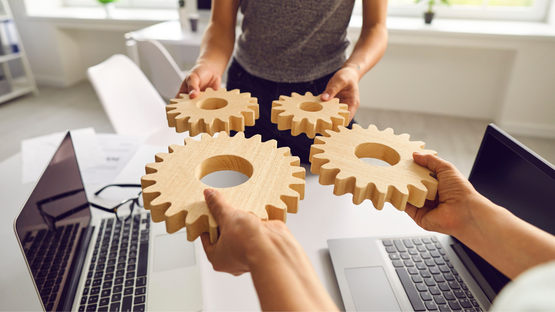 Onboarding neue Mitarbeiter, Zahnräder