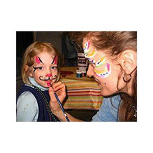 Valley Performers — Face Painter and Child in Goodrich, MI