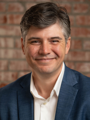 Geoffrey Burns realtor