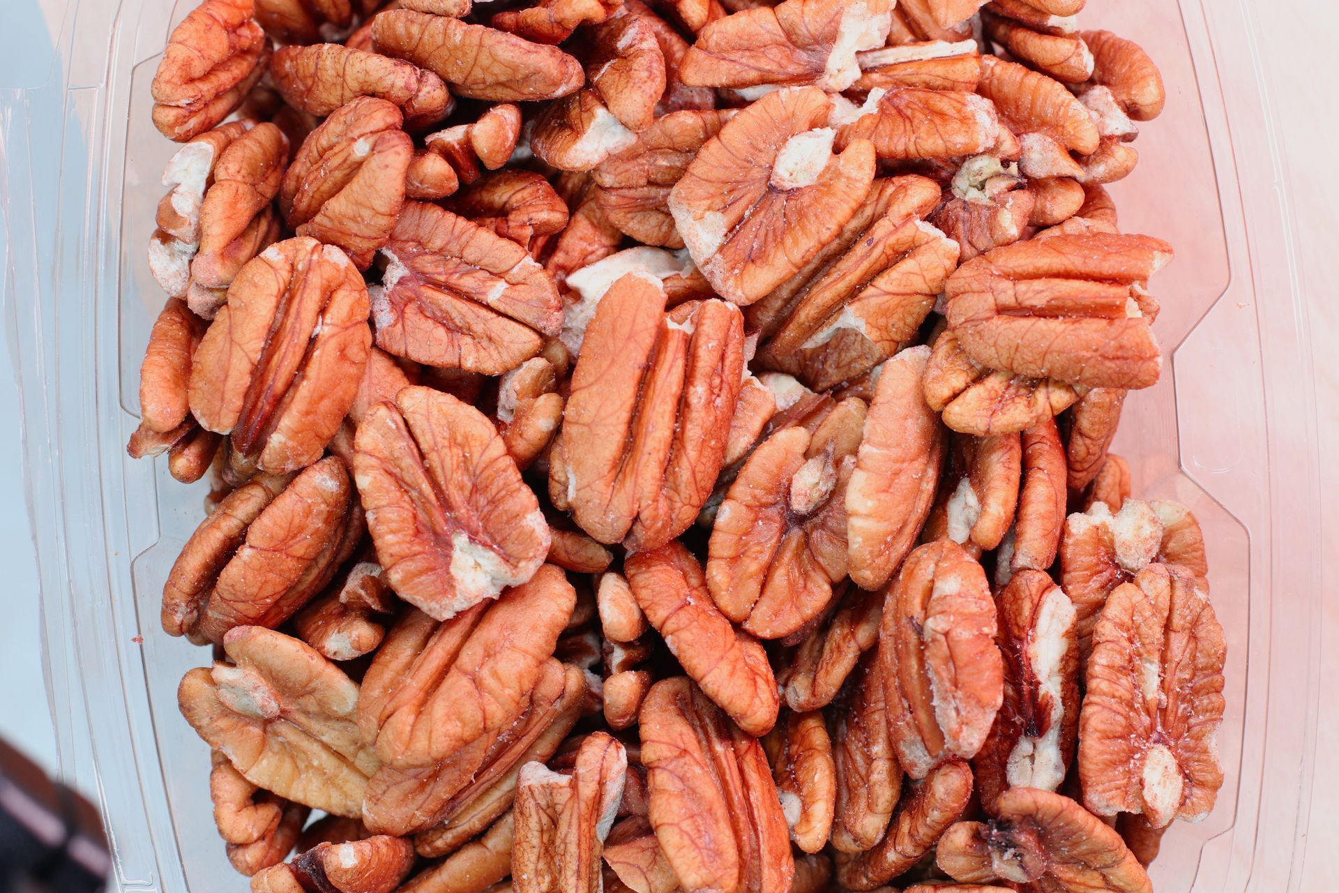 -SHELLED PECANS