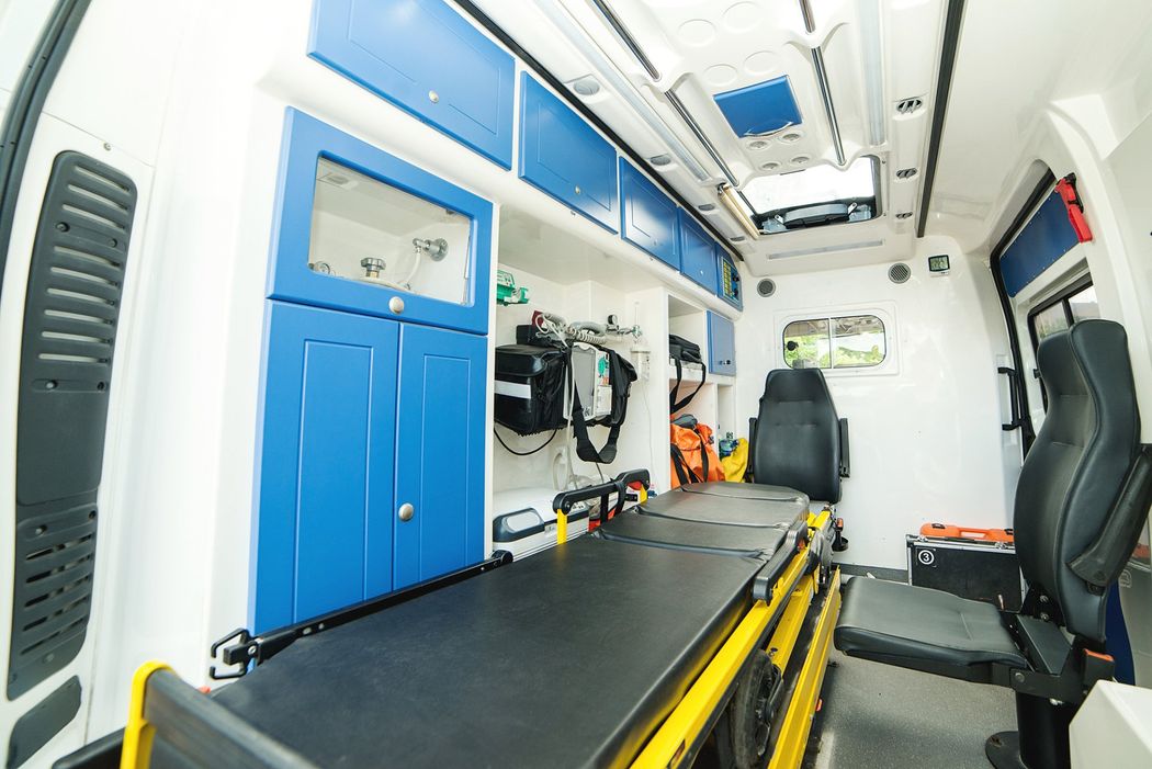 ambulanza attrezzata