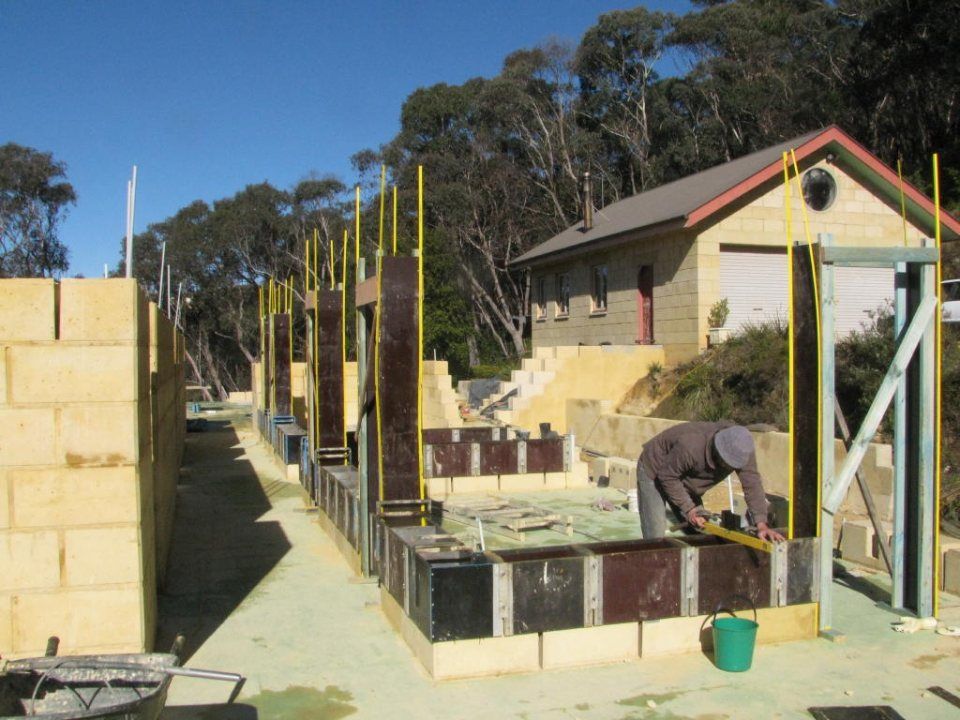 form block wall being constructed