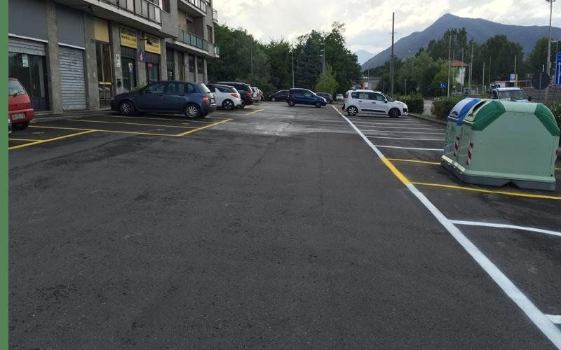 asfalto parcheggio