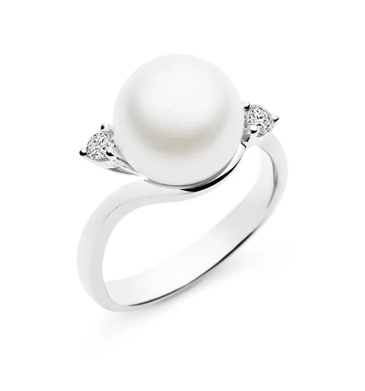 Beautiful Silver Ring with Pearl – Darwin, NT – Creative Jewellers