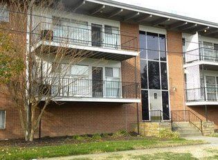 Riverside Park Apartments