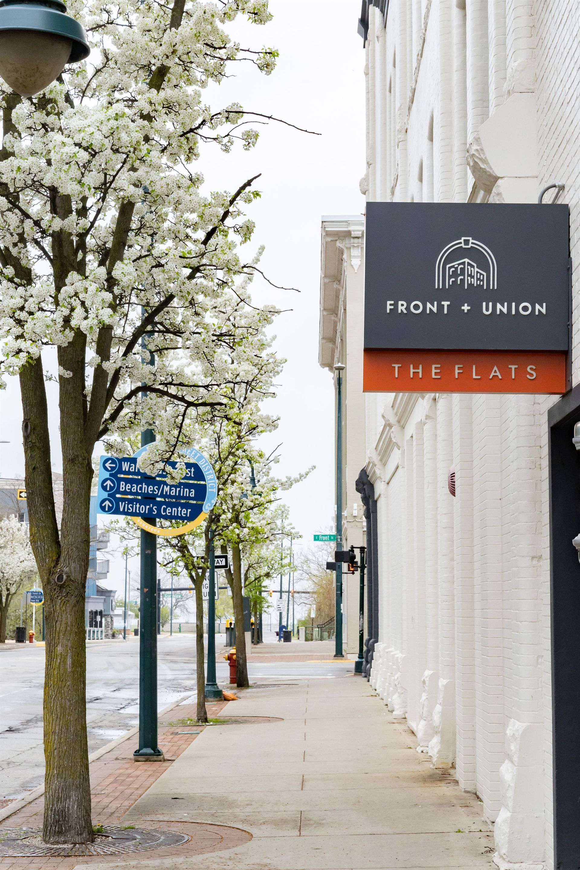 The Flats at Front and Union  sign