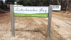 Sign to Antechamber Bay Retreats off Cape Willoughby Road