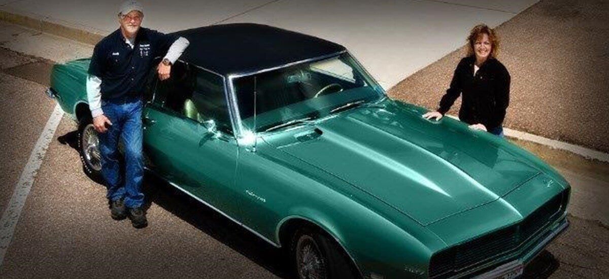 Status Symbol Auto Body repair shop photo 6