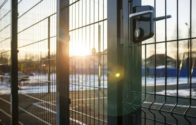 REJA DE ACERO A R STEEL