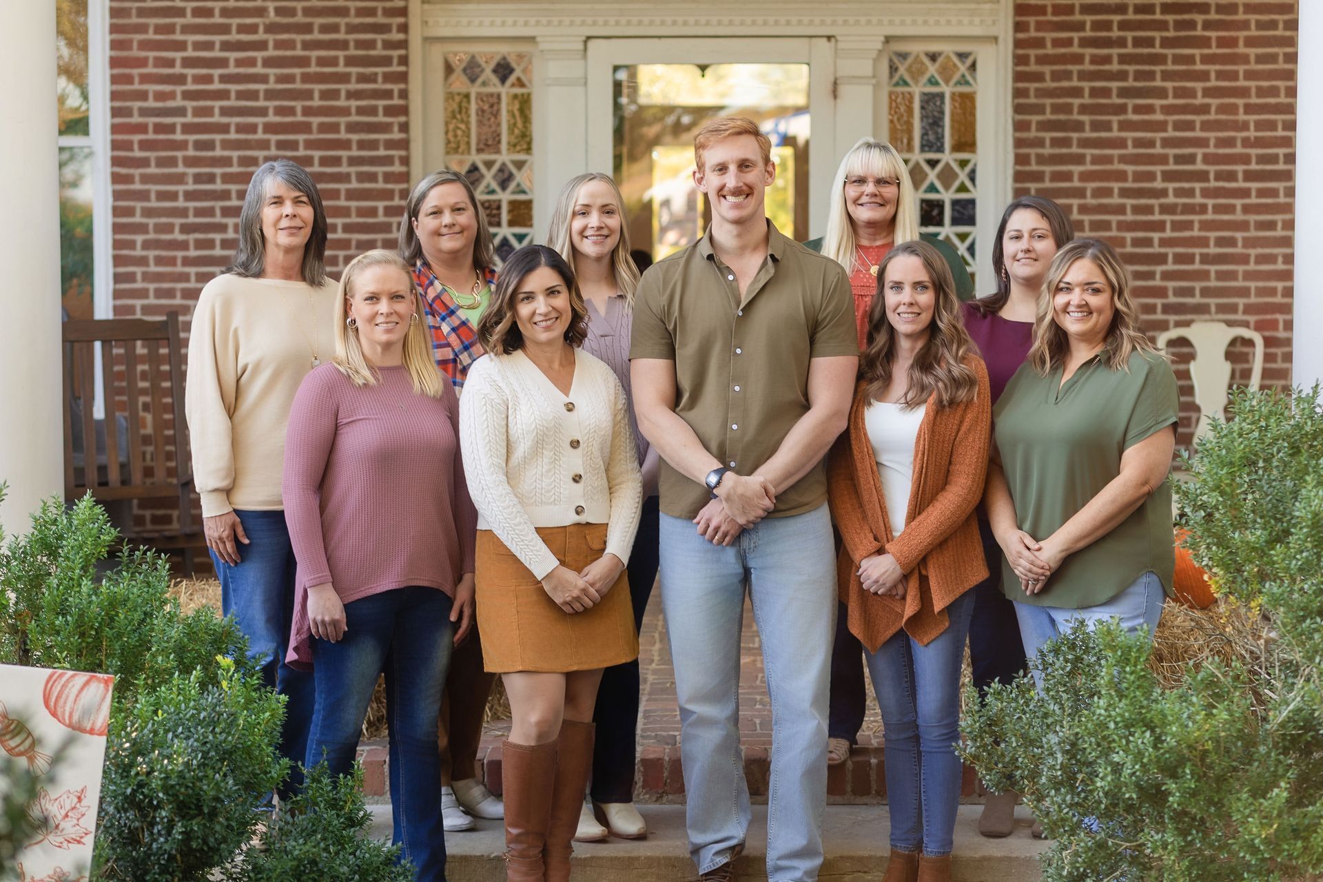 Spring Hill Dental Center - Dentist Office in Spring Hills - Meet the Team - Outside Dentist Office Spring Hill Dental Center - Dentist Office in Spring Hills - Meet the Team - Outside Dentist Office