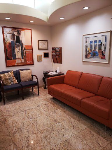 Dental and Implant Center of Edgewater, Dentist Edgewater NJ, Waiting room