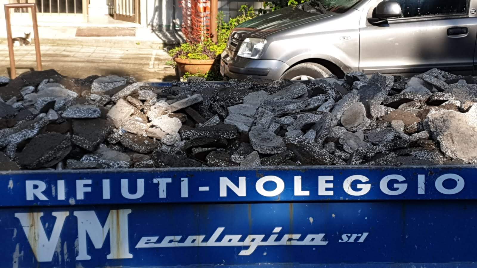 intervento per trasporto di rifiuti edili Roma