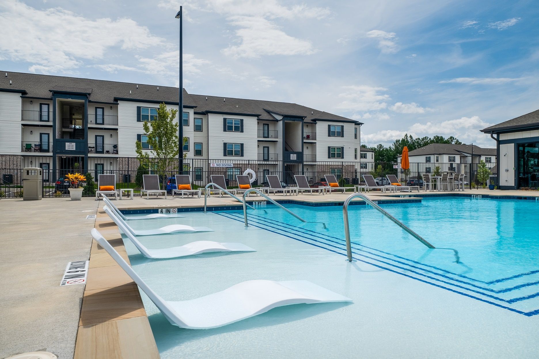 Swimming pool at Pointe Grand Augusta in Augusta, GA.