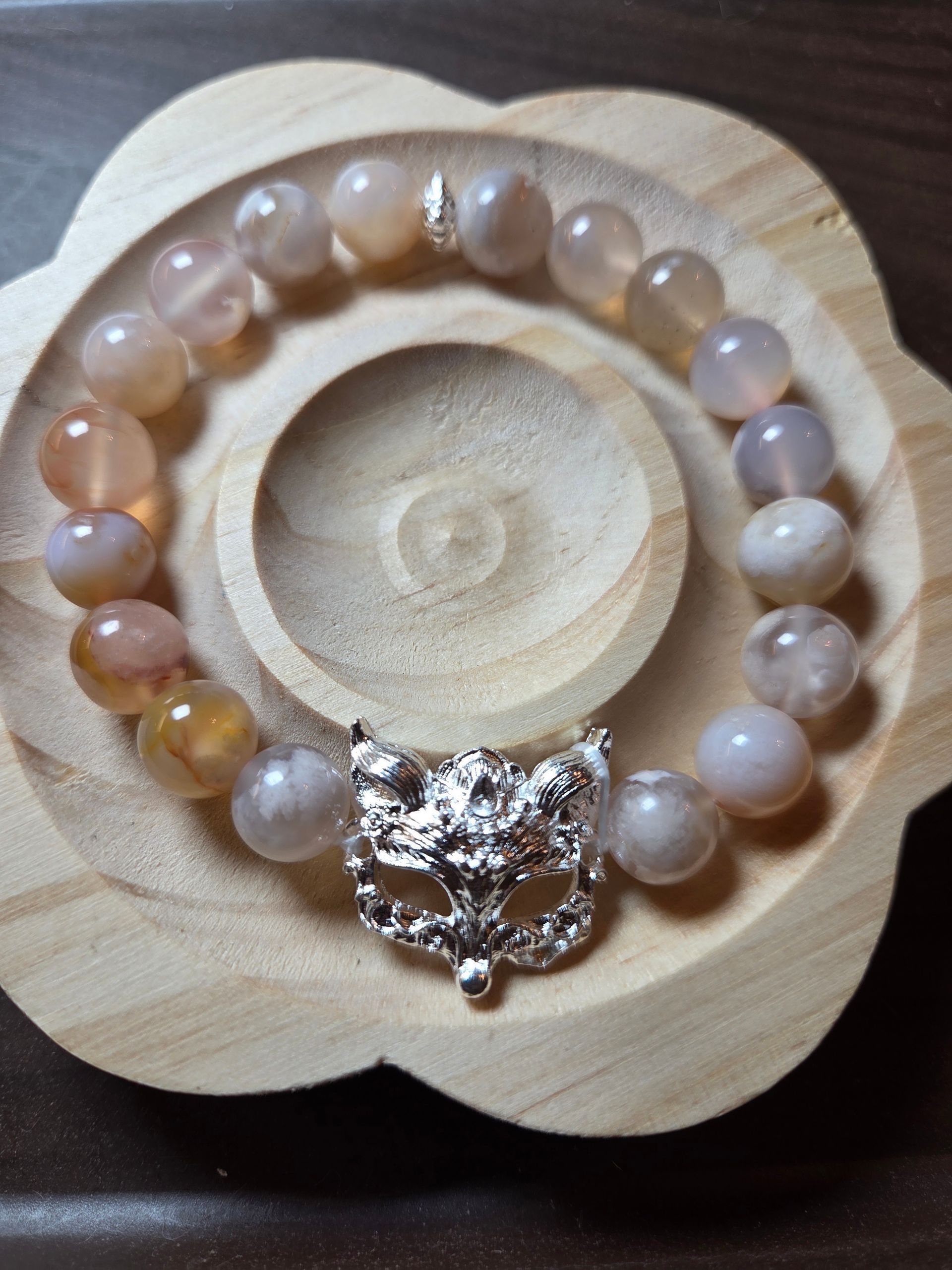 Flower Agate with Fox Mask