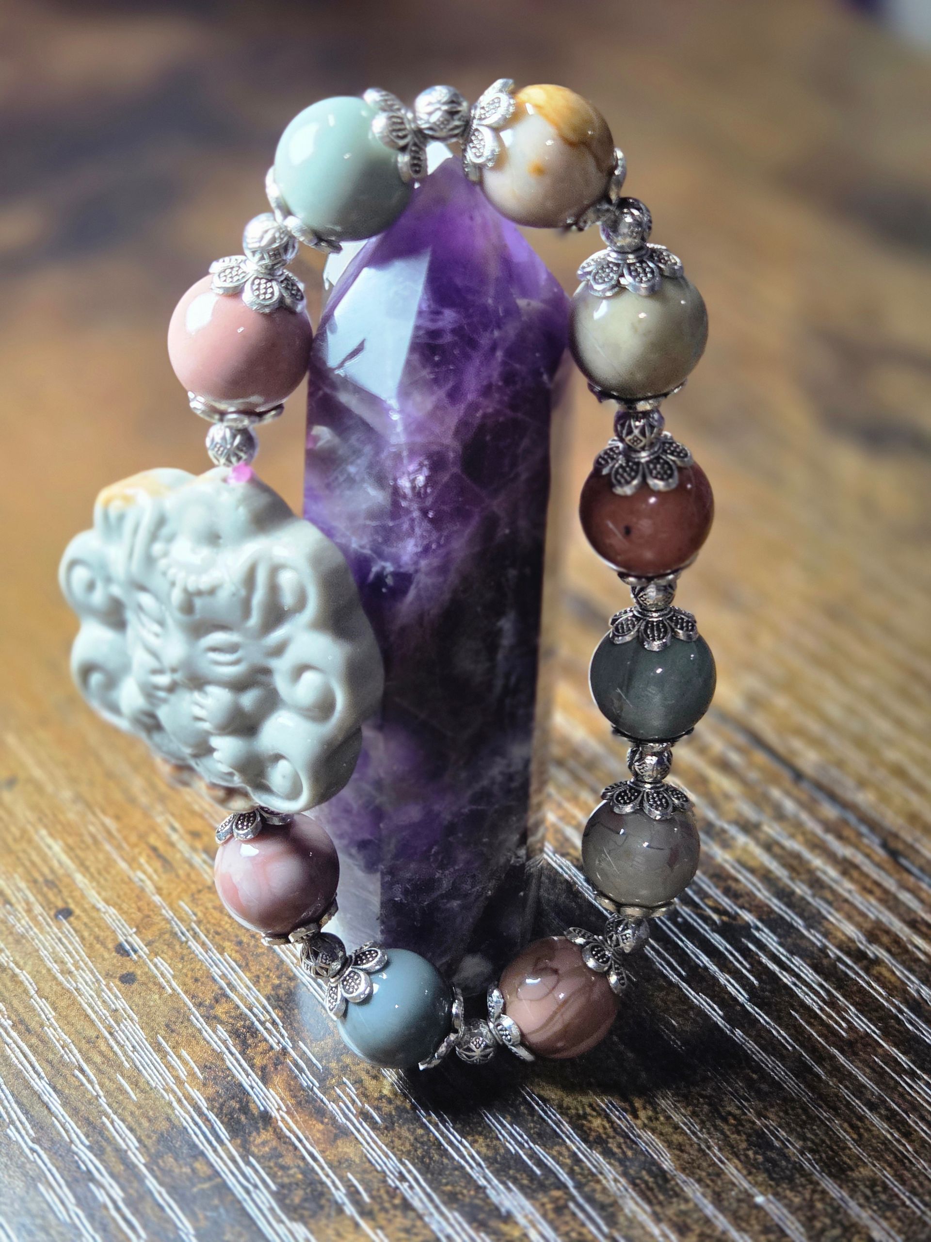 Alashan Agate with  Nine Tail Fox Alashan Agate