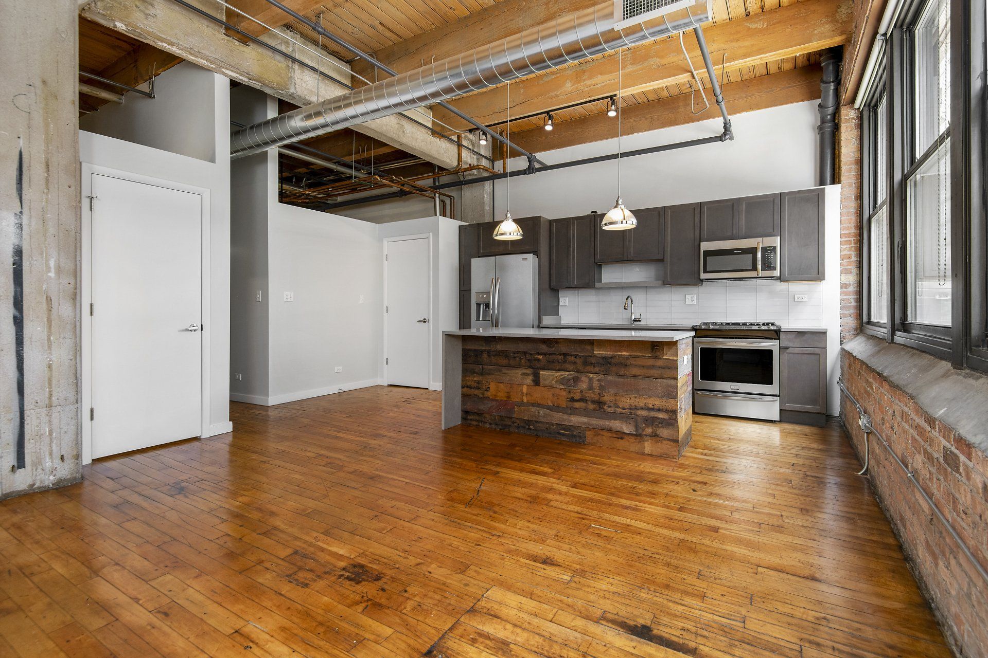 BrandNew Fulton Market Apartments The Lofts at Gin Alley