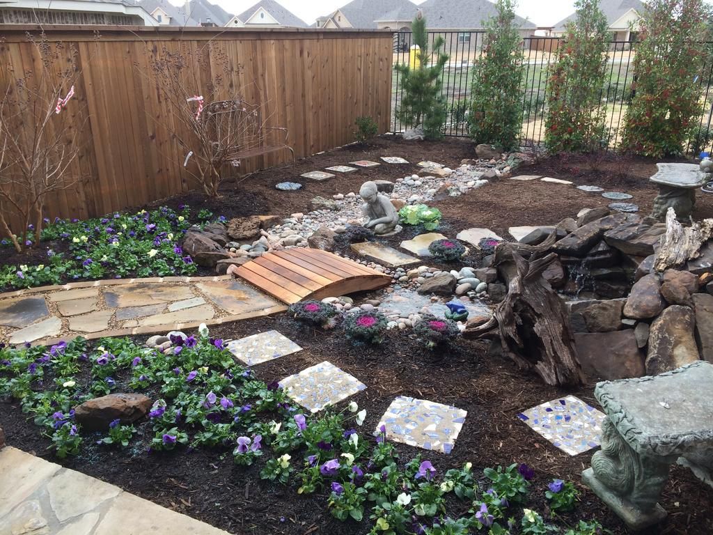 Landscaping Works in Cross Roads, TX