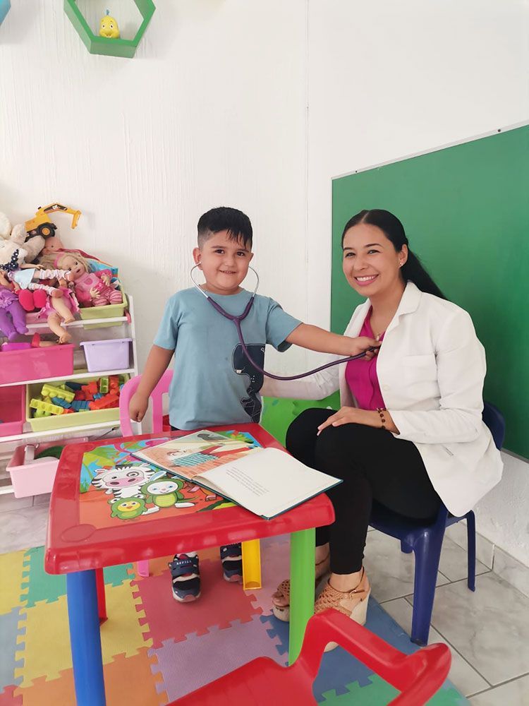 DRA GUADALUPE PÉREZ MÉDICO PEDIATRA ENDOCRINÓLOGA