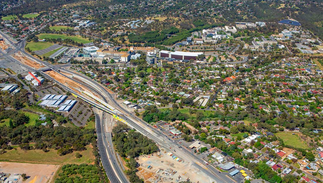 Aerial photo of the freeway next to the city