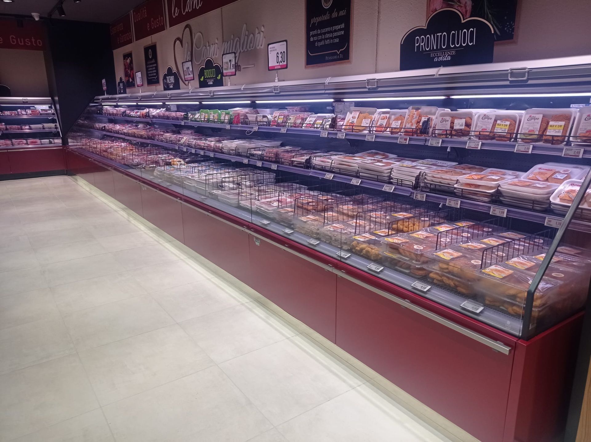 banco refrigerato macelleria- banco refrigerato libero servizio conad