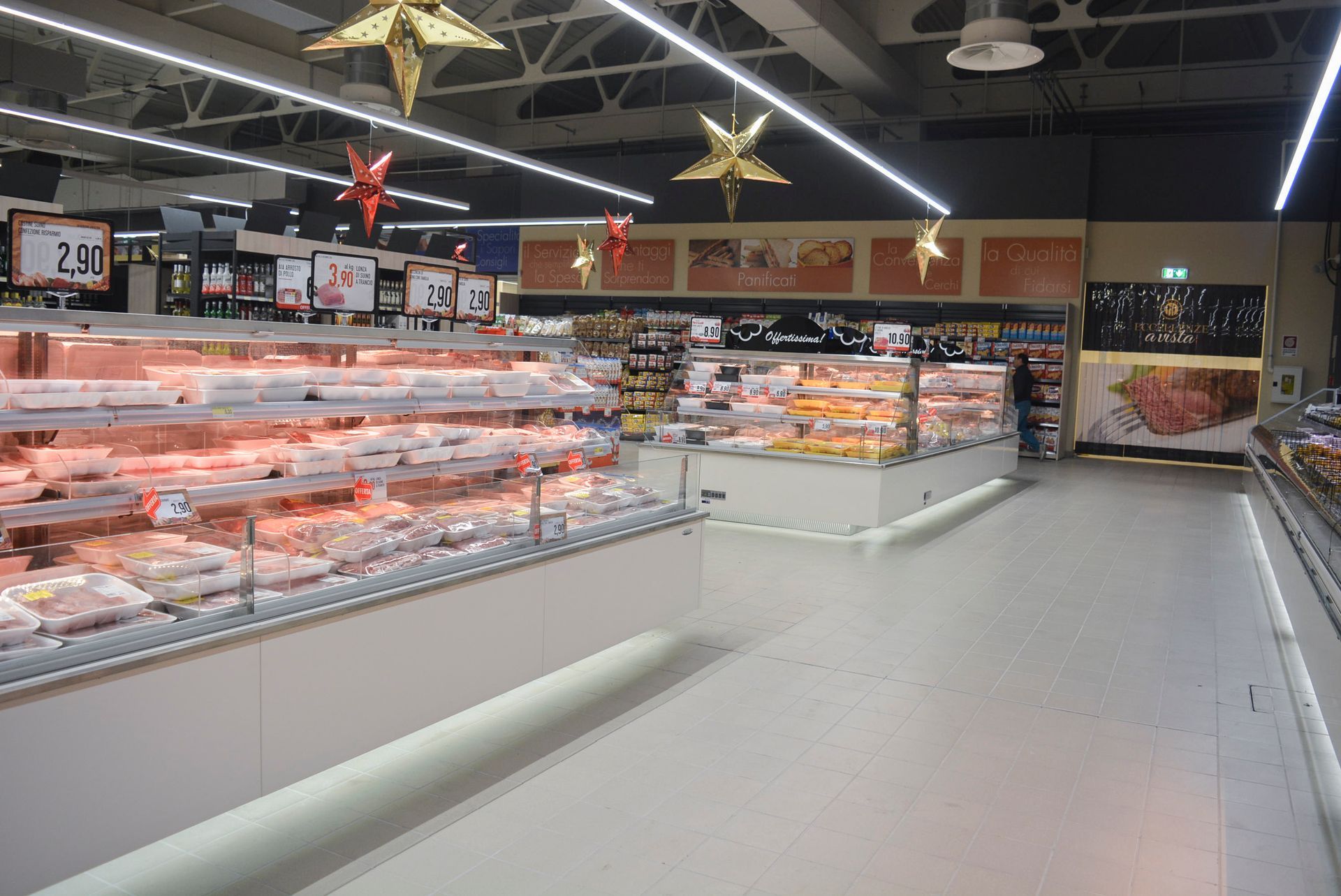 Banco refrigerato self macelleria Supermercato Conad Salerno