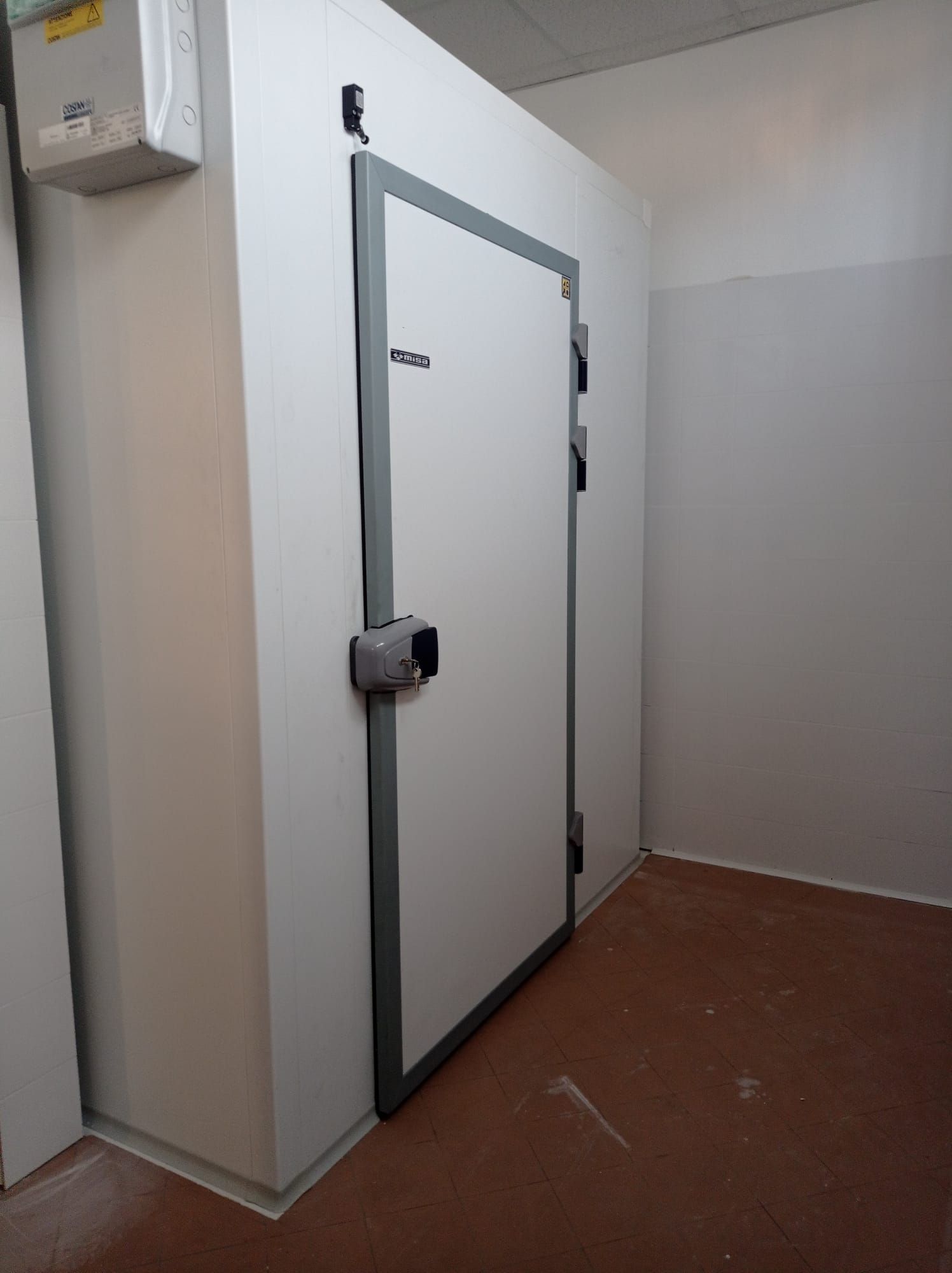 cella frigo punto vendita