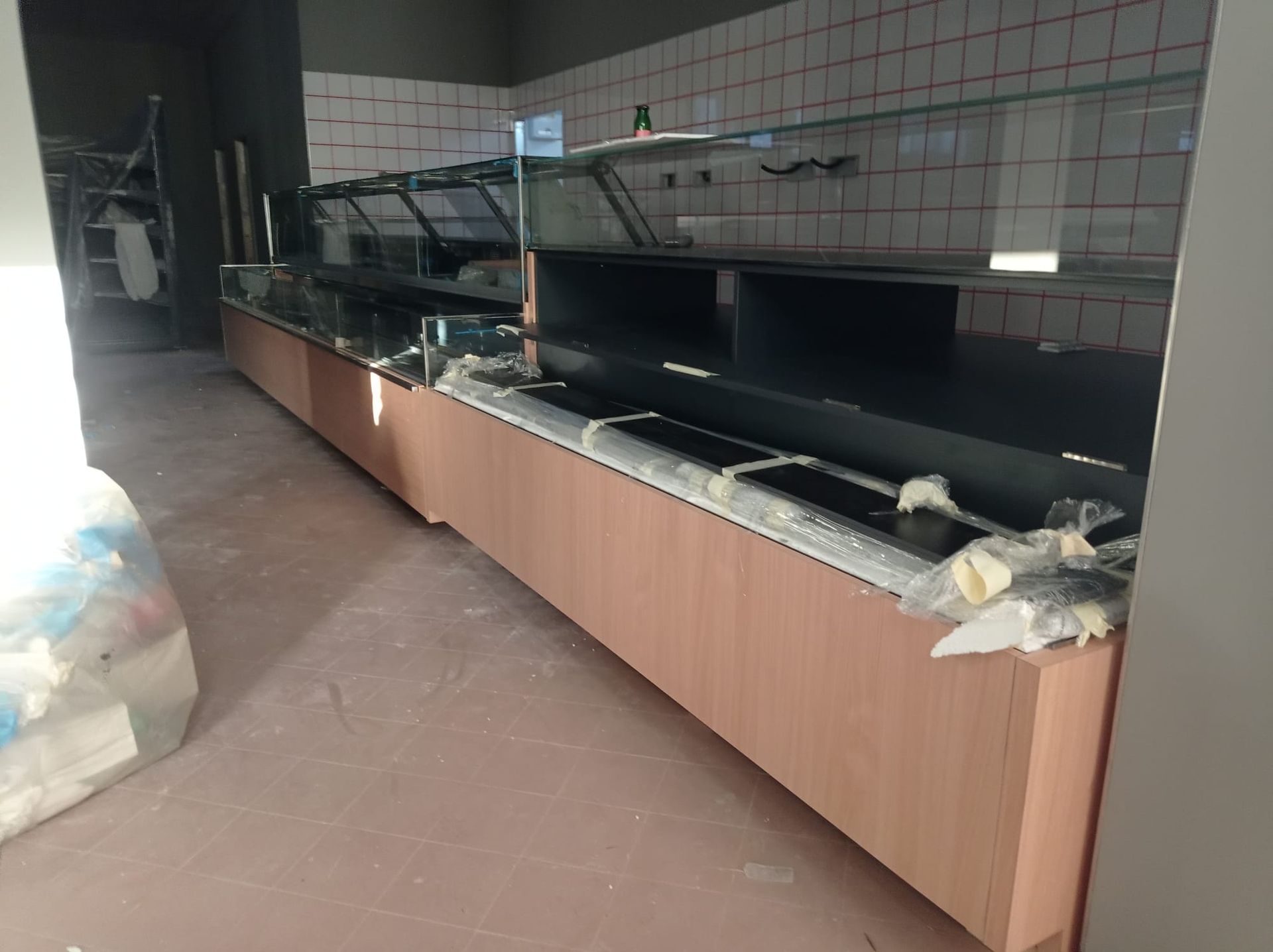 installazione banchi frigo