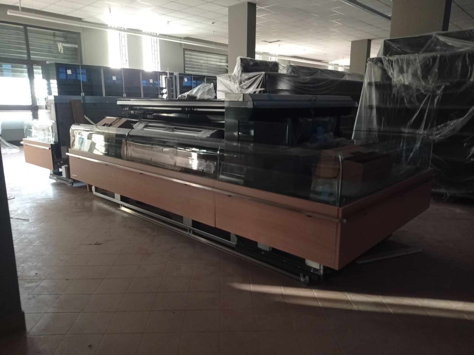 installazione banchi refrigerati