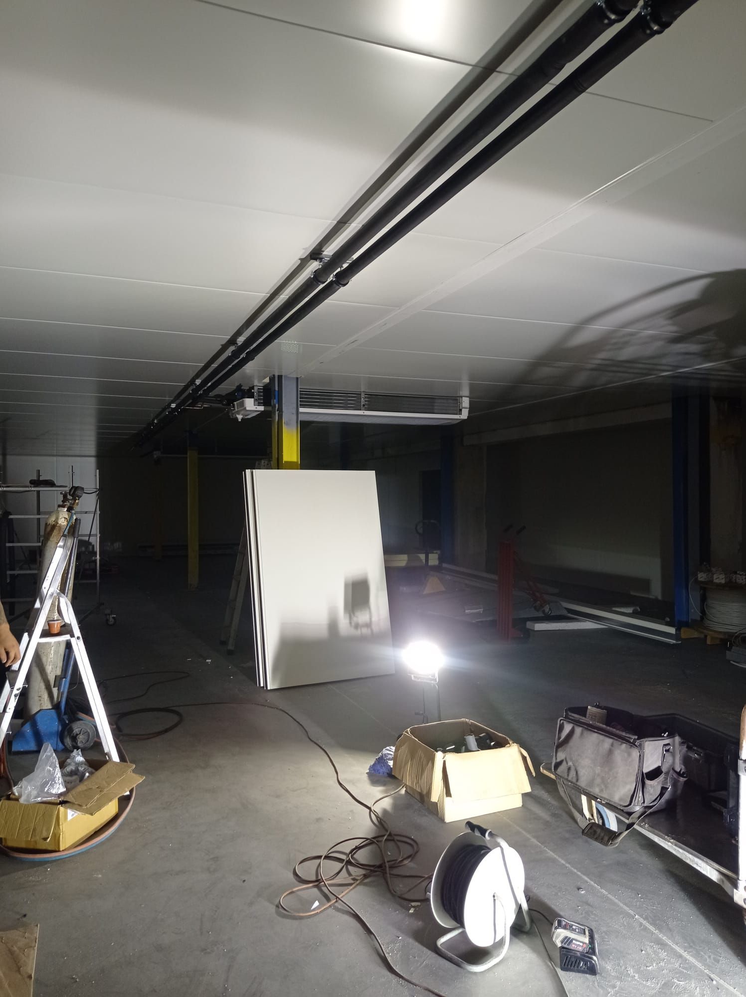 magazzino refrigerato-impianto frigo