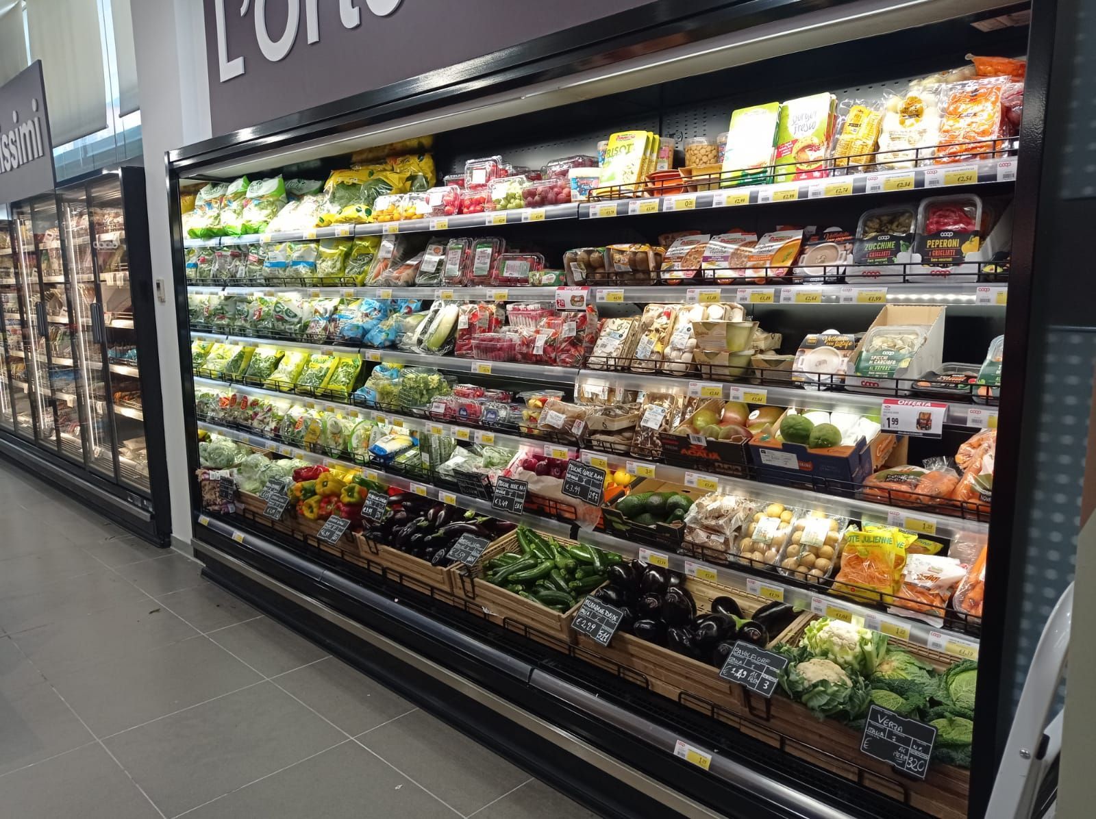 murale supermercato conad-libero servizio formaggi