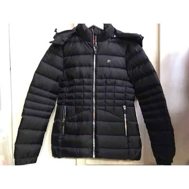 FILA童裝/女版與絨外套/版型偏小