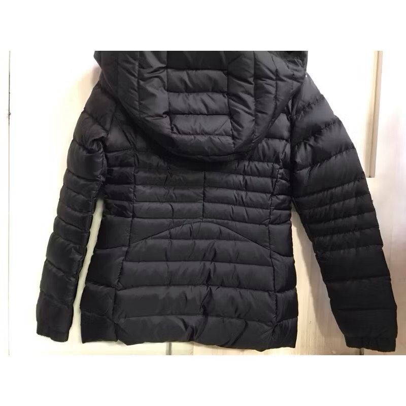 FILA童裝/女版與絨外套/版型偏小