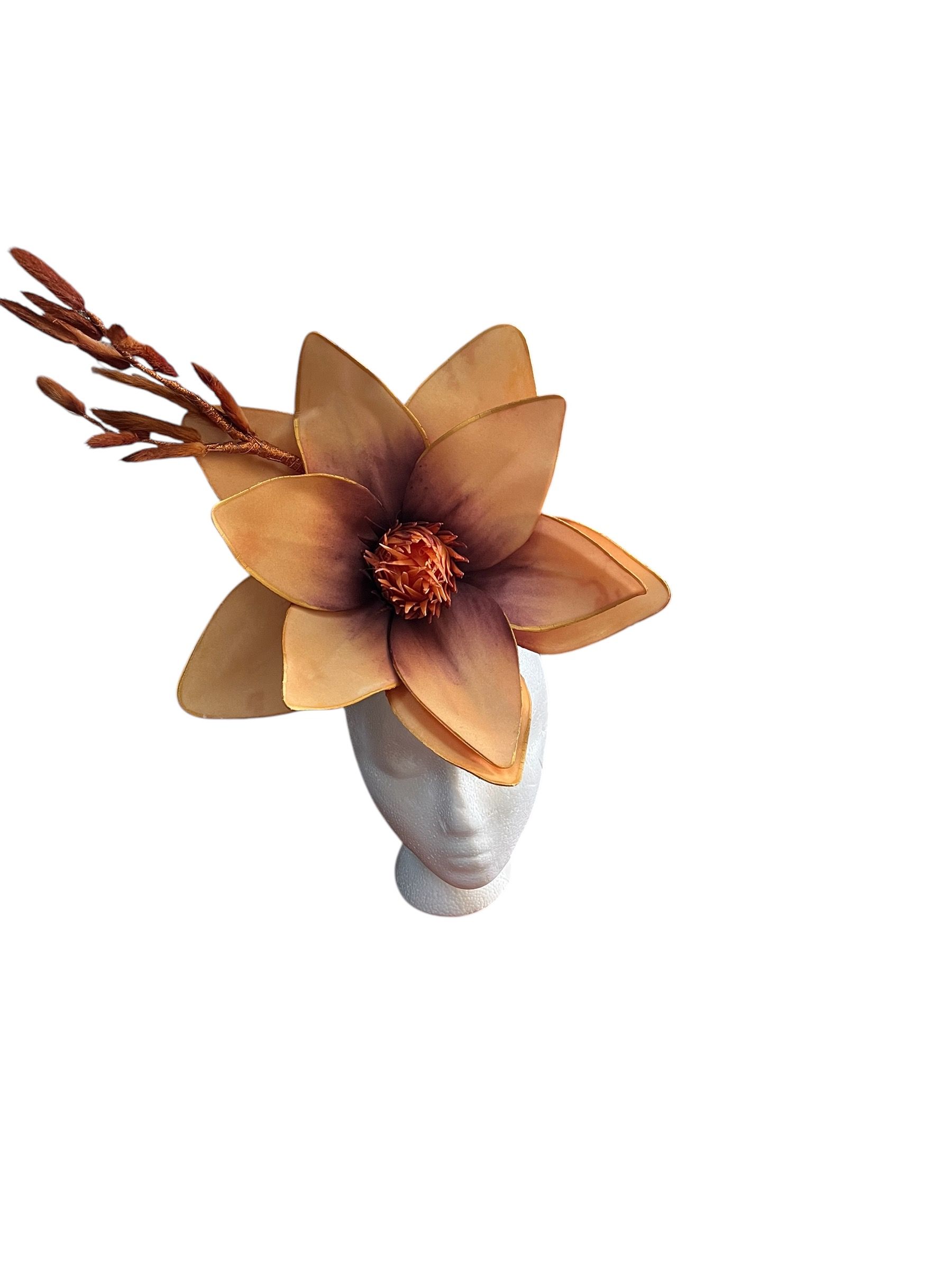 Golden Leaf Whim Fasconator