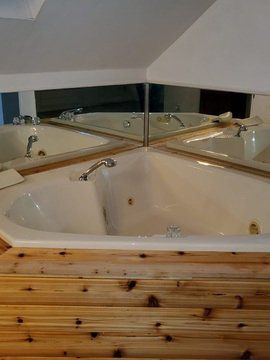 Bathtub — Cherry Hill, NJ — Ray of Sunshine Cleaning