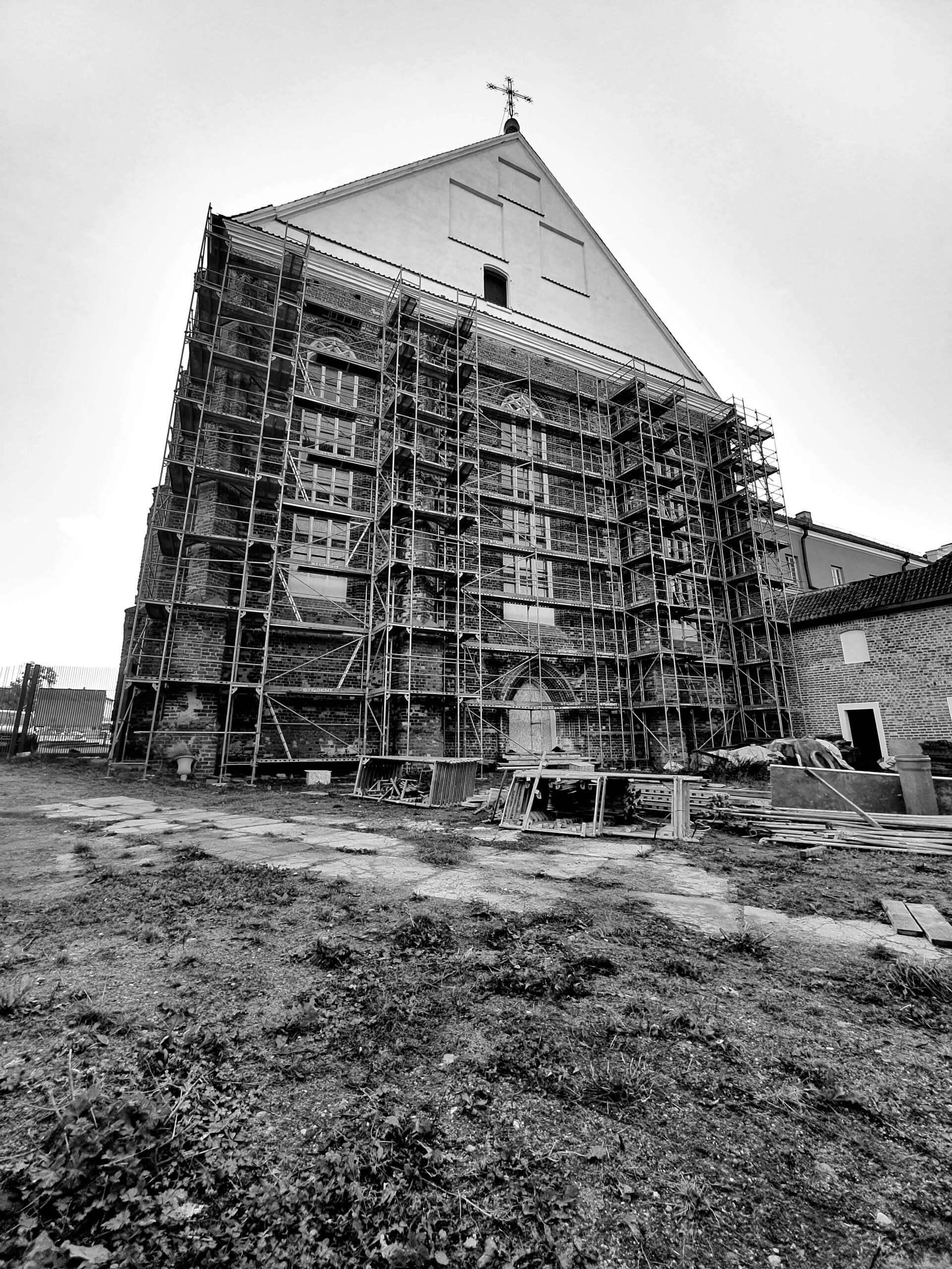 Jogrema atlikti darbai – Fasadiniai pastoliai