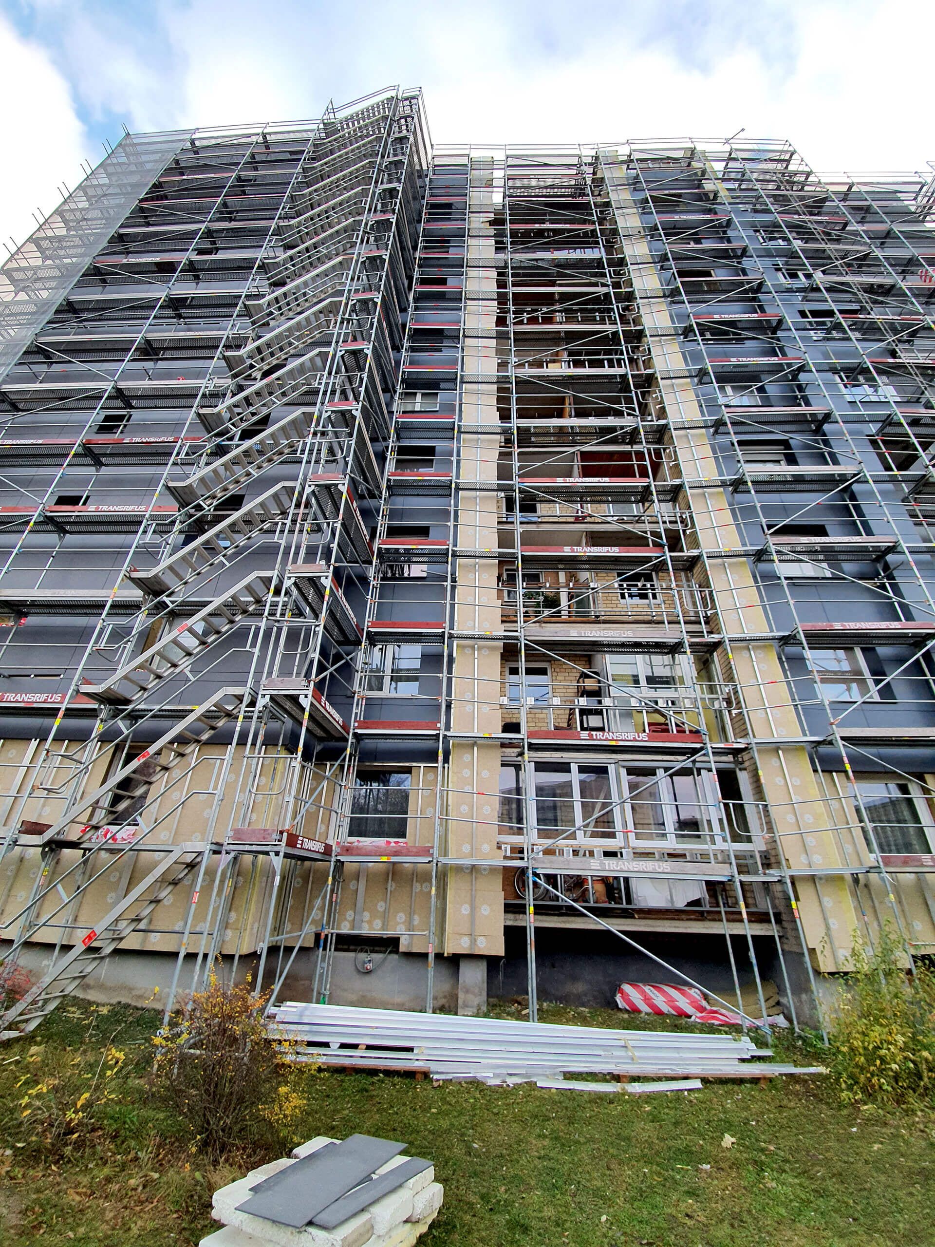 Jogrema atlikti darbai – laikinos laiptinės