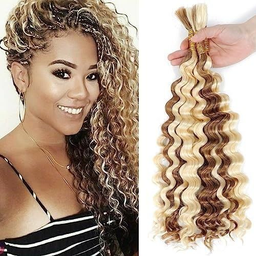 Woman with blonde and brown wavy braids, next to a bundle of similar-colored braiding hair.