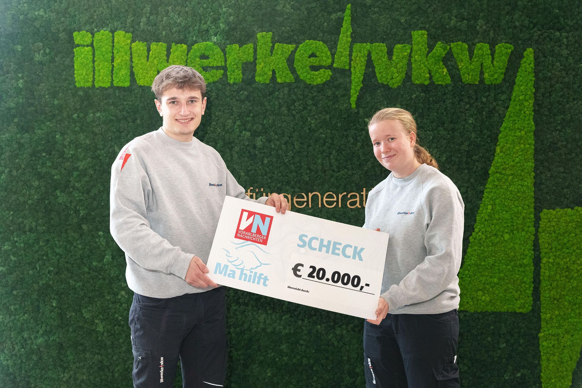 Scheckübergabe illwerke: 20.000 €