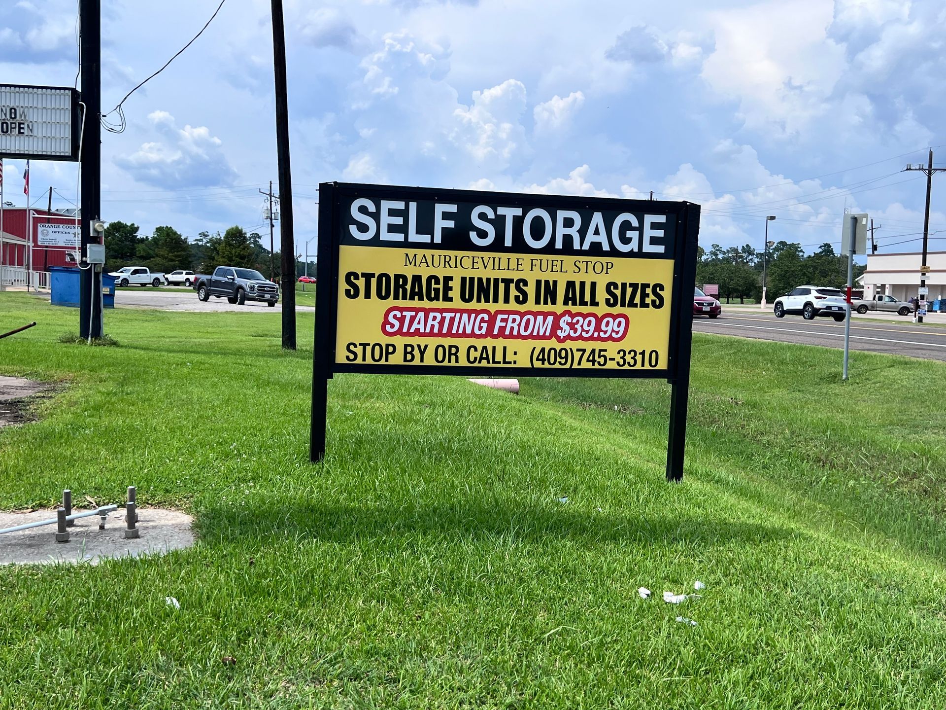 Sign for self-storage units with text 