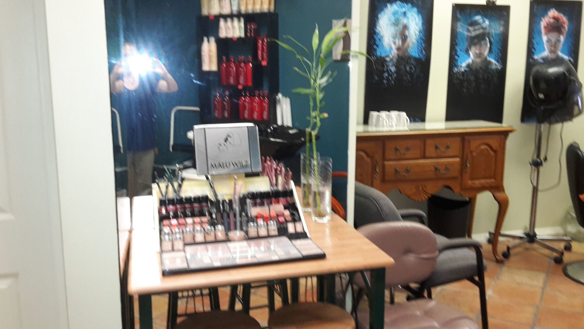Professional makeup apparatus in Inverness, FL