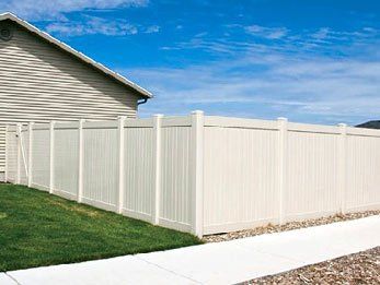 Vinyl Fence — White Vinyl Privacy Fence in Deerwood, MN
