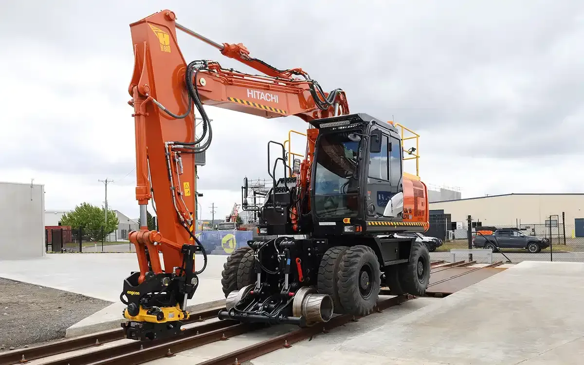 H21 HI BRID HITACHI ZX170W