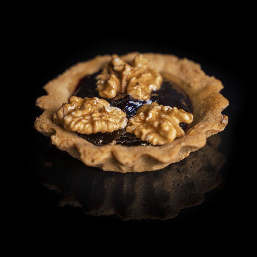 walnut pastry