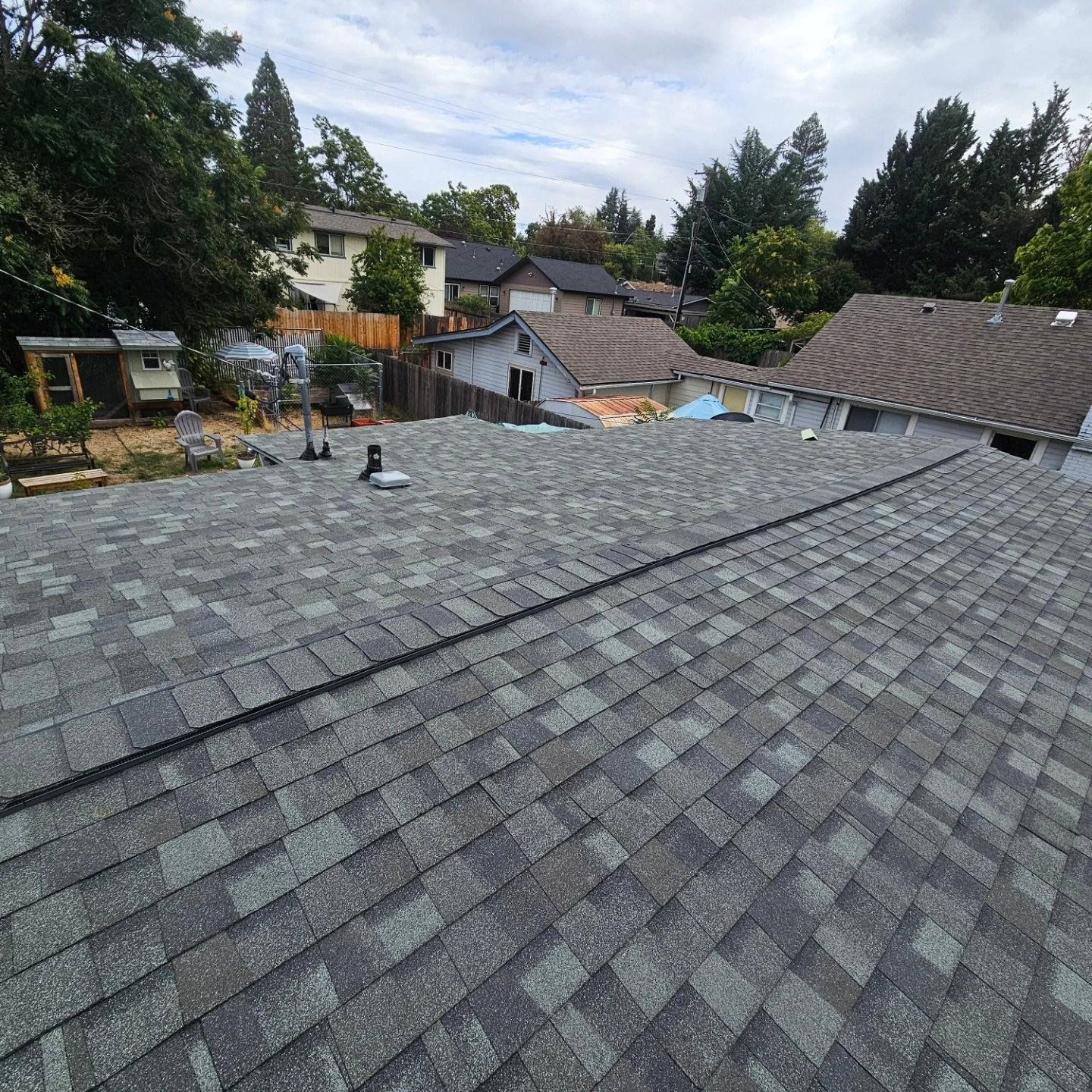 Asphalt roof installation project in Eagle City, OR