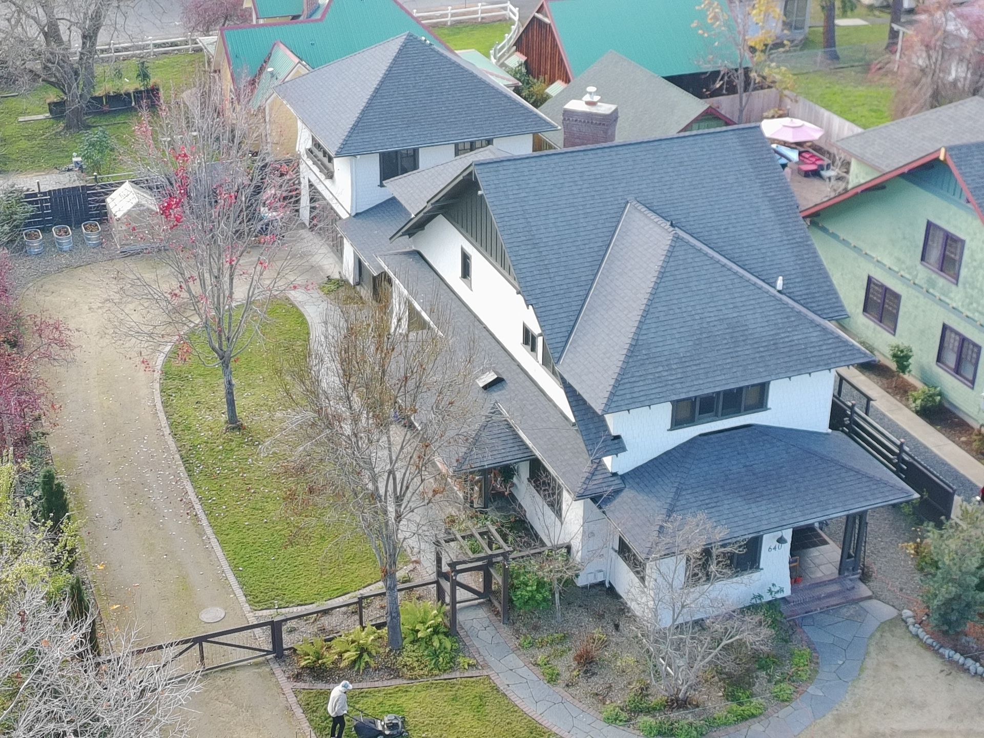 Asphalt roof installation project in Eagle City, OR