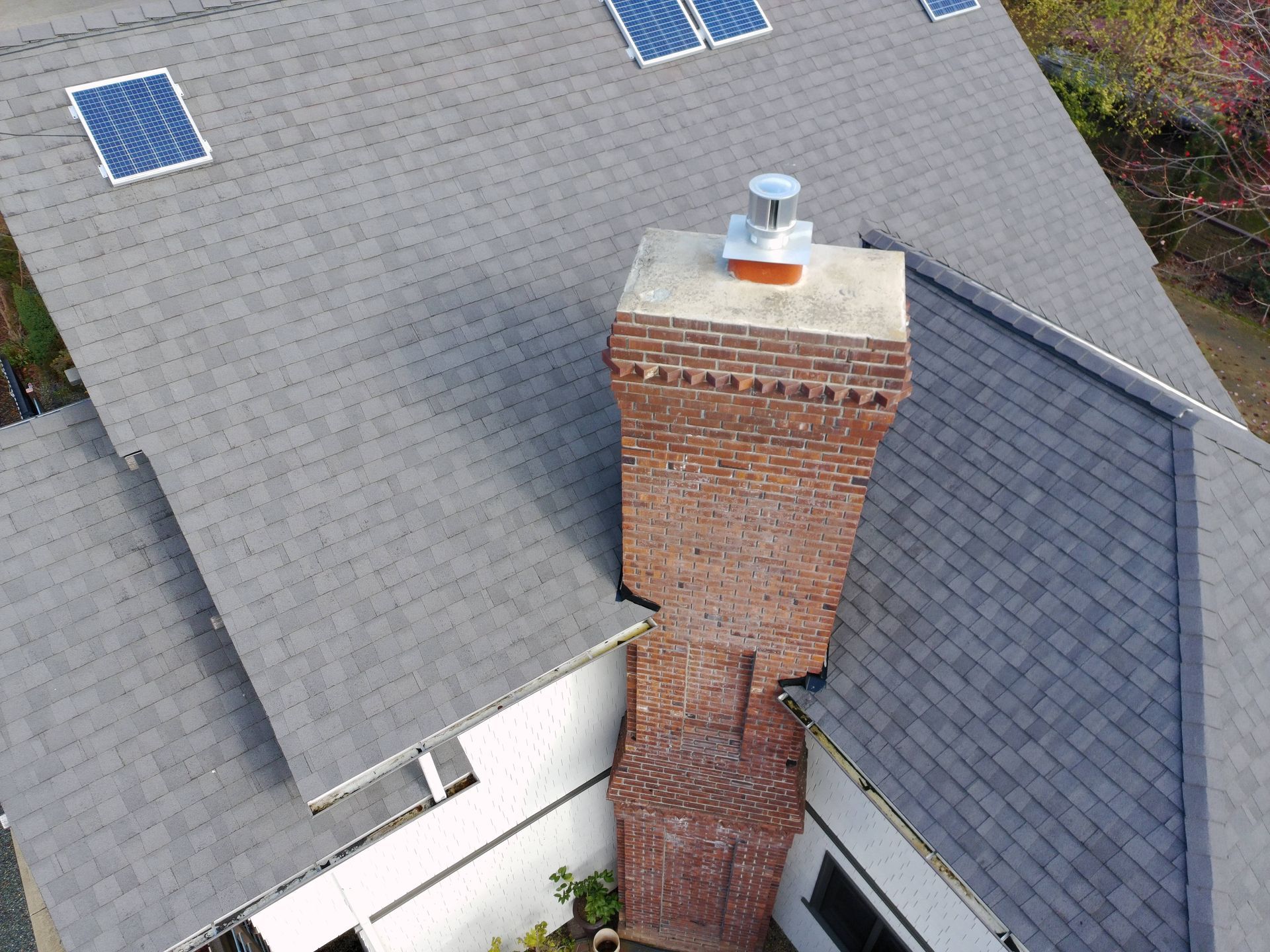 Asphalt shingle roof installation in Medford, OR